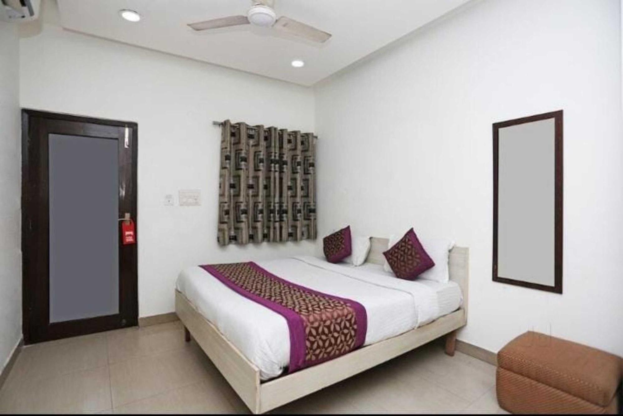 Deluxe Rooms In Jangpura Nova Deli Exterior foto