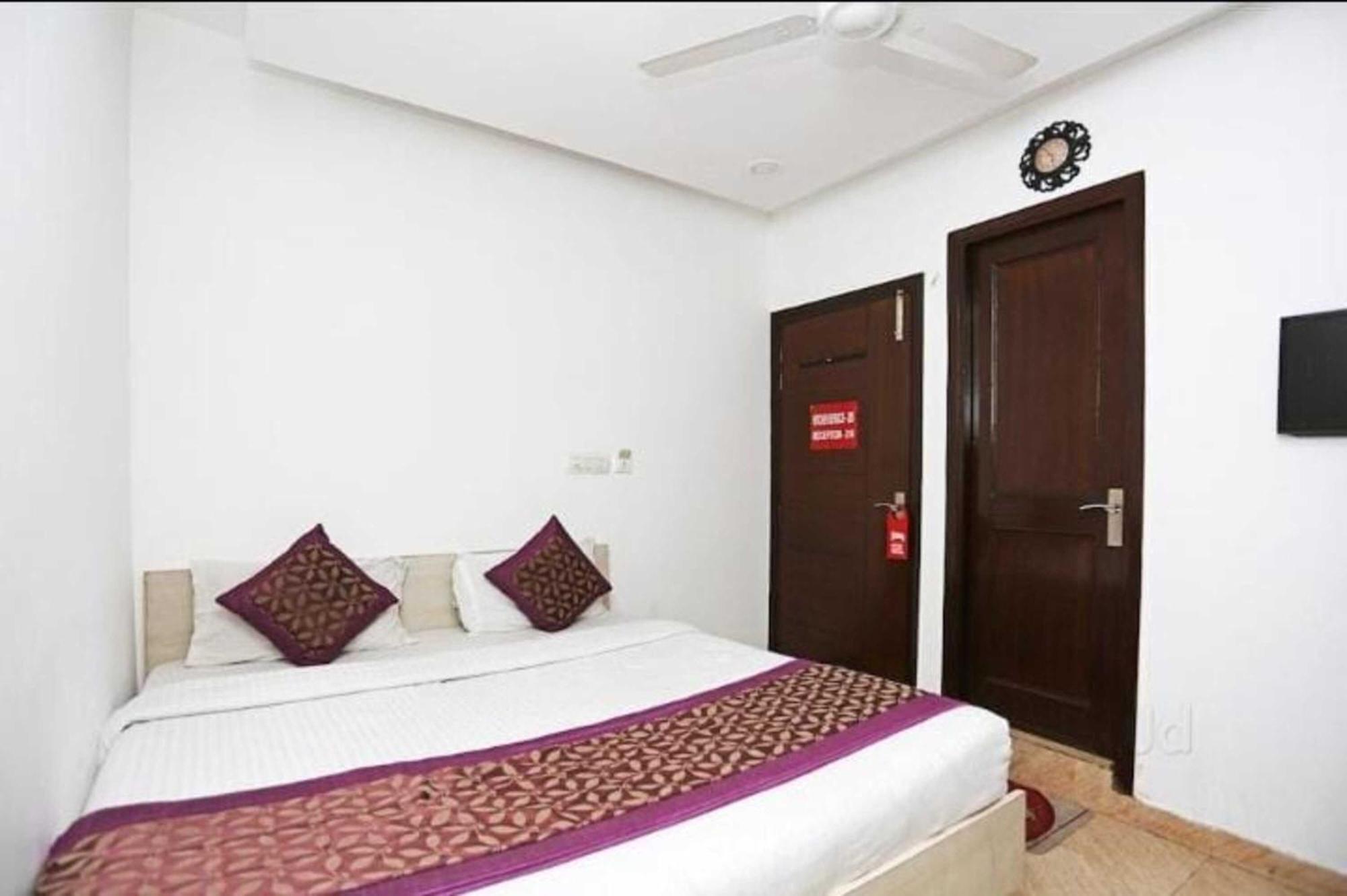 Deluxe Rooms In Jangpura Nova Deli Exterior foto